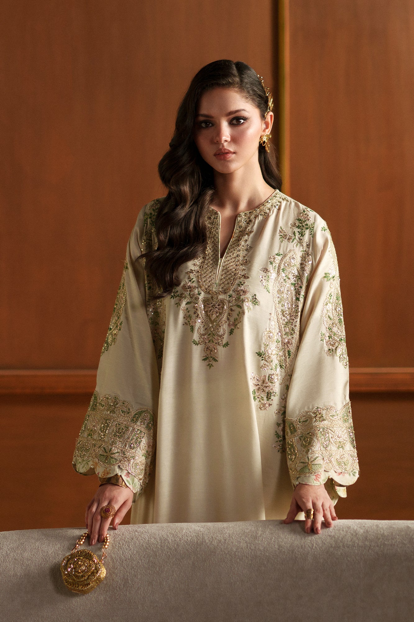 EMBROIDERED KAFTAN (E1112/104/006)