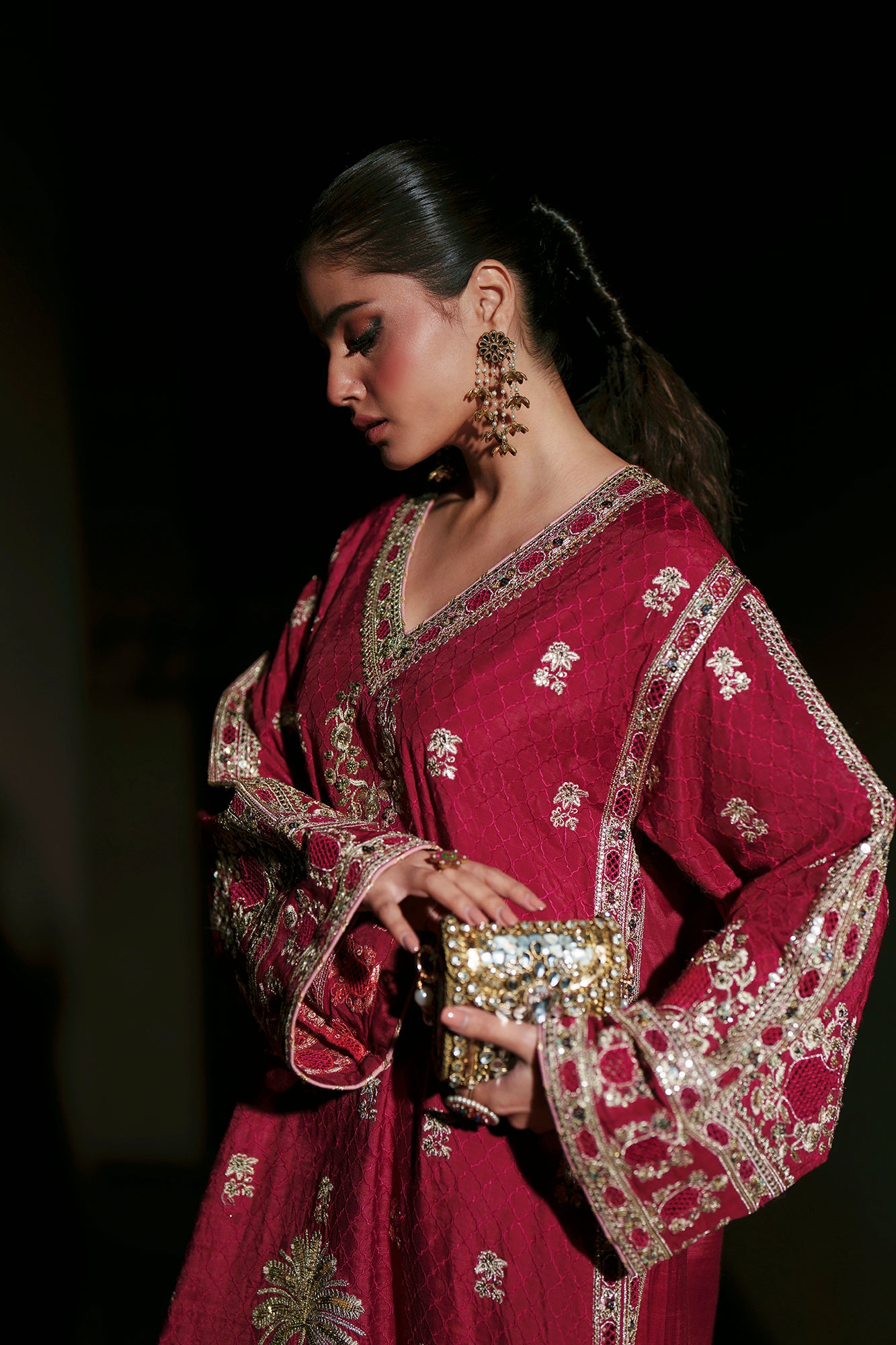 EMBROIDERED KAFTAN (E1011/104/306)