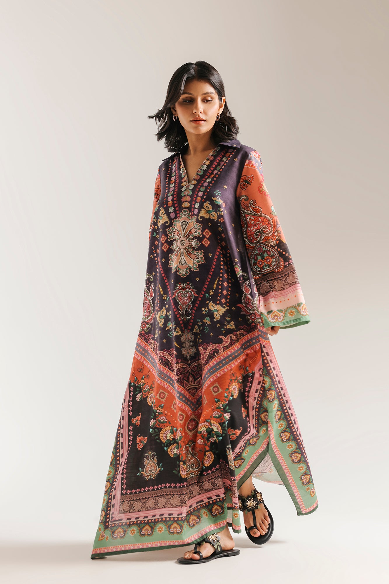 PRINTED DRESS (E8472/102/505)