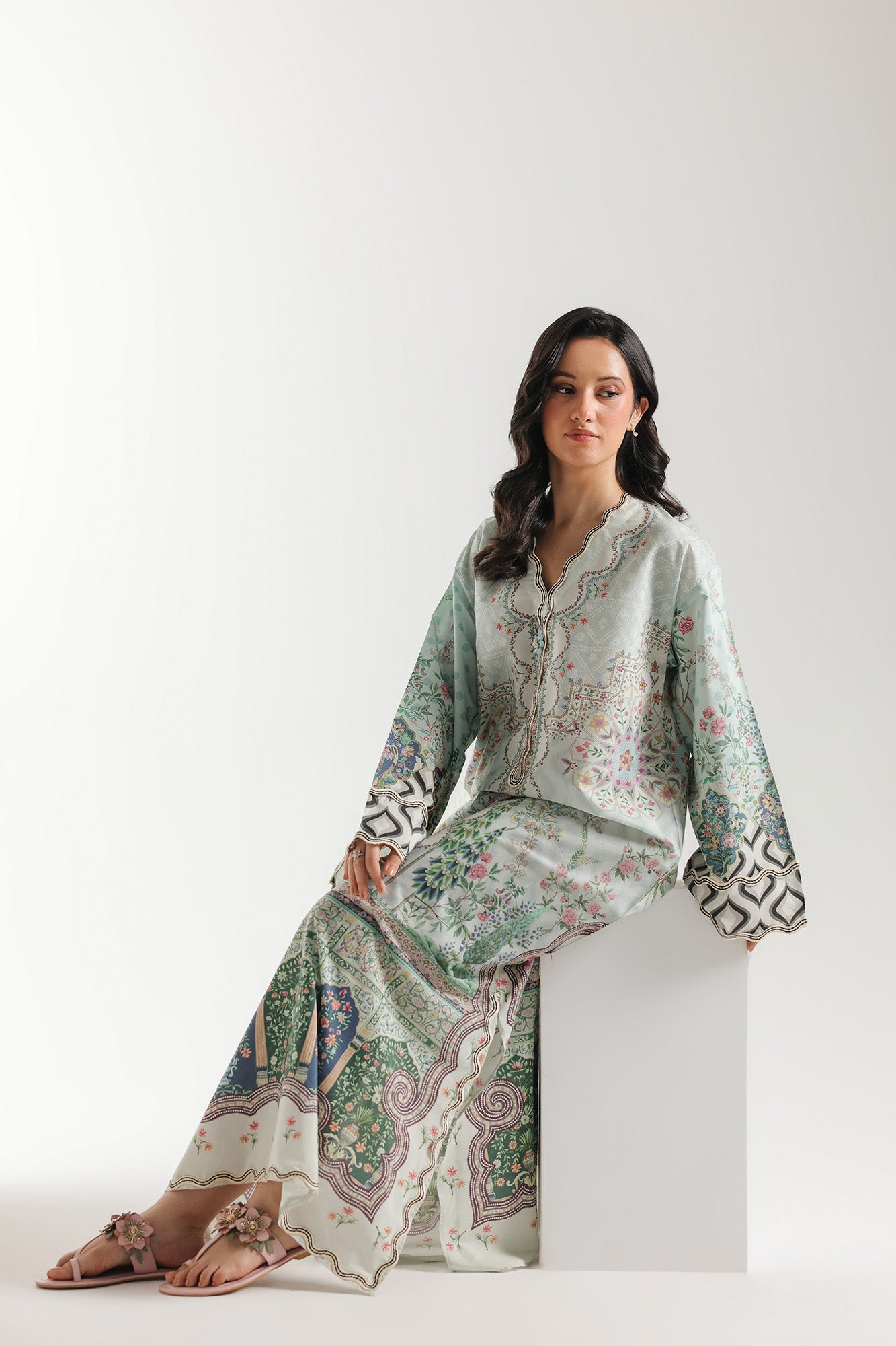 Kaftan brodé Maison Mahira